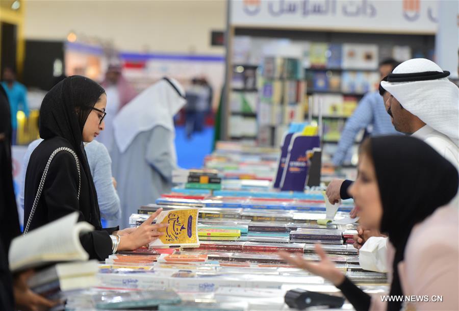 تحقيق إخباري: مشاركة صينية واعدة في معرض الكويت الدولي للكتاب
