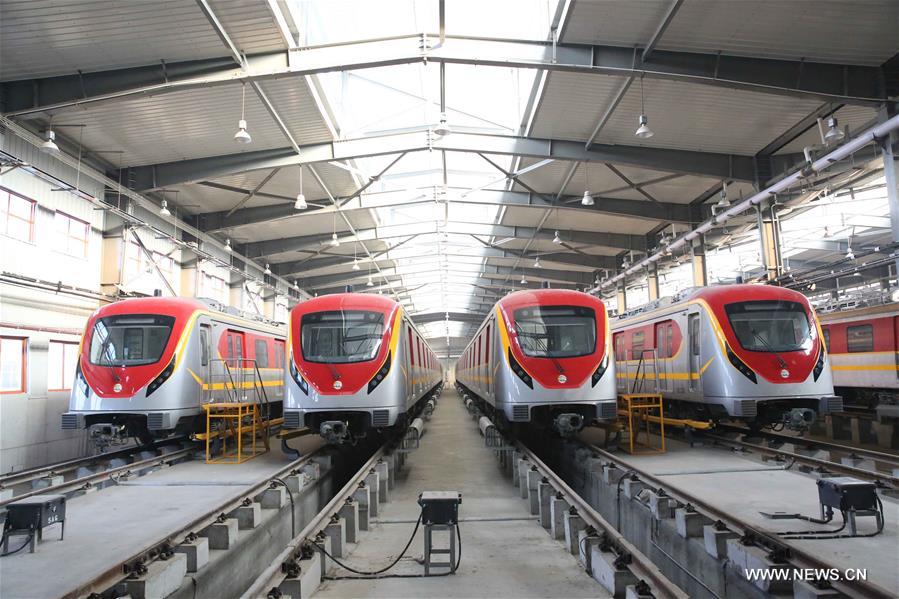 مقالة : أول قطار للنقل الحضري بباكستان في ظل الممر الاقتصادي الصيني الباكستاني يشهد تشغيله التجريبي الأول