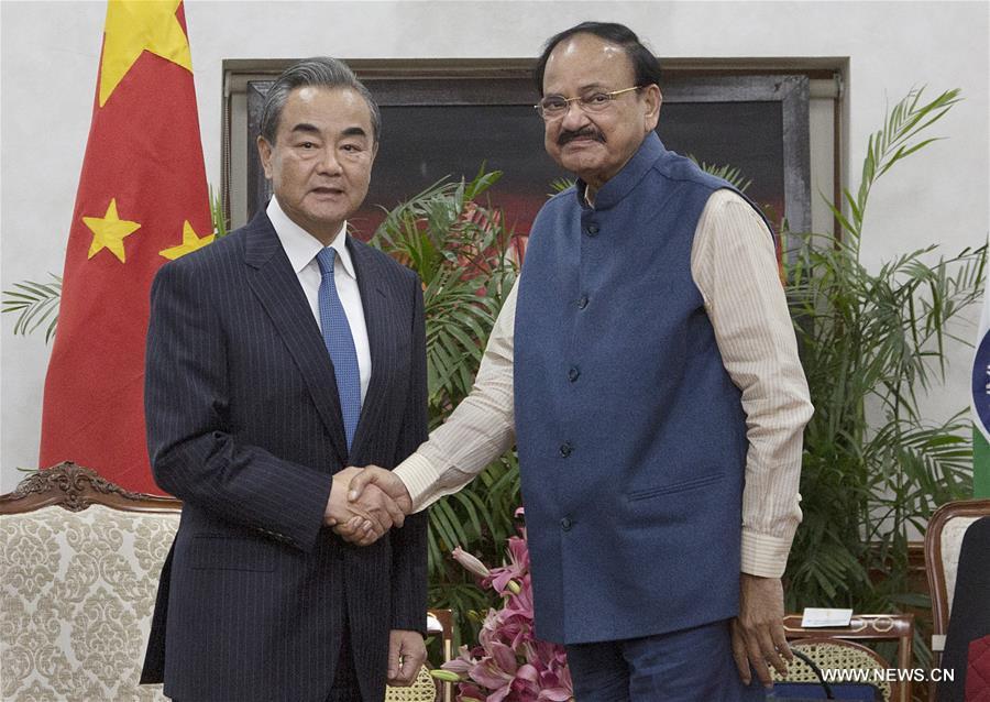 الهند والصين تتعهدان بالارتقاء بالعلاقات الثنائية إلى مستوى جديد
