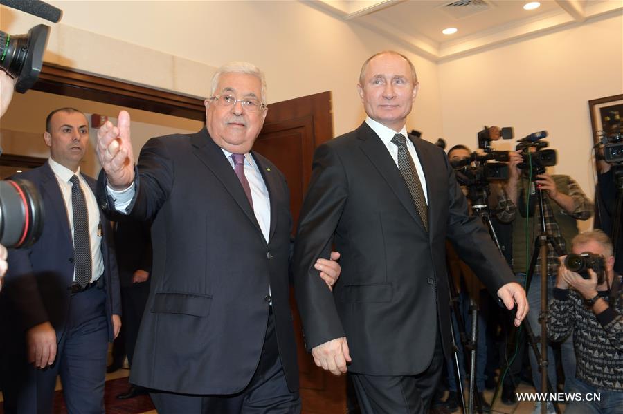 عباس يجرى مباحثات مع بوتين في بيت لحم
