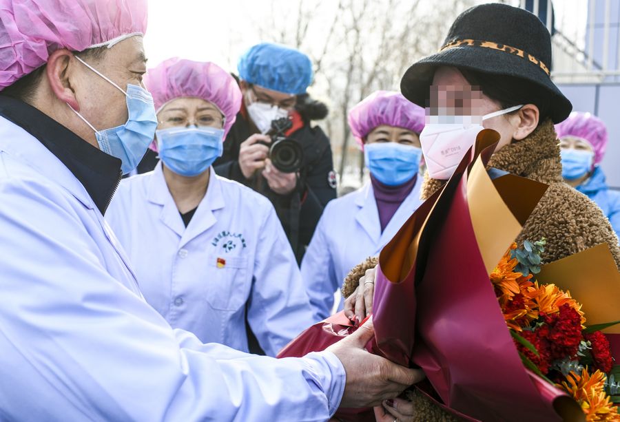 خروج 4740 مصابا بفيروس كورونا الجديد من المستشفيات الصينية بعد تعافيهم