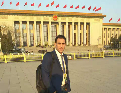 صحفي مصري: التدابير الوقائية التي اتخذتها الحكومة الصينية لم يسبق لها مثيل