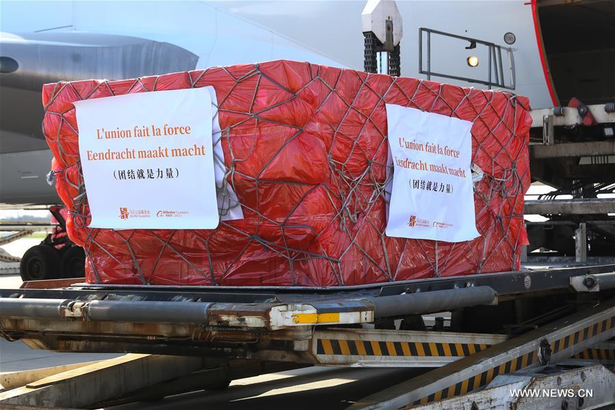 وصول 300 ألف قناع واق للوجه من الصين إلى بلجيكا