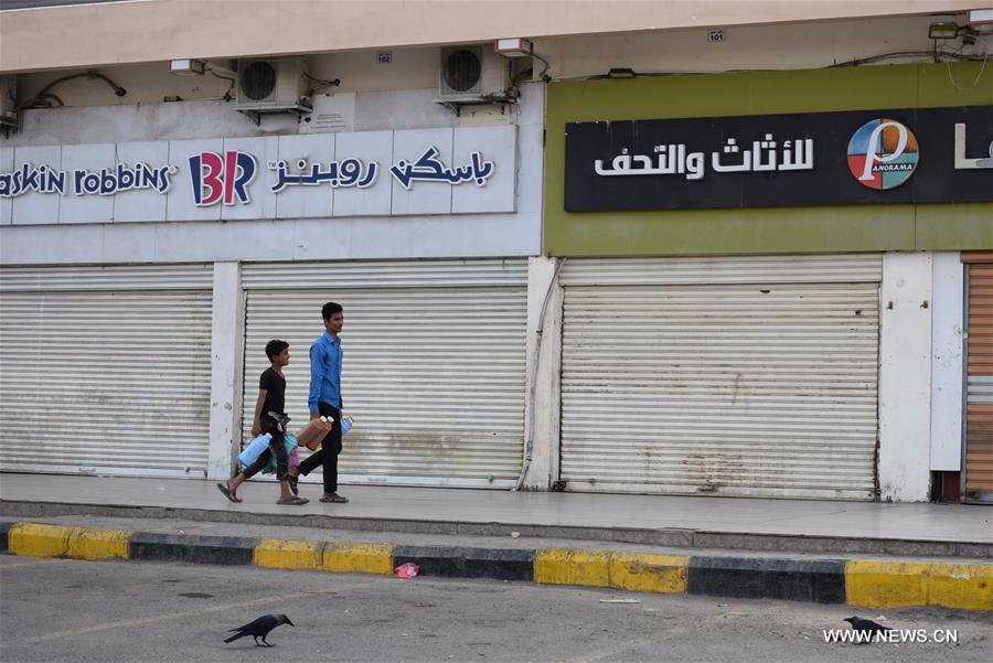 اليمن: إغلاق مئات المتاجر في عدن وسط مخاوف من تفشي كورونا