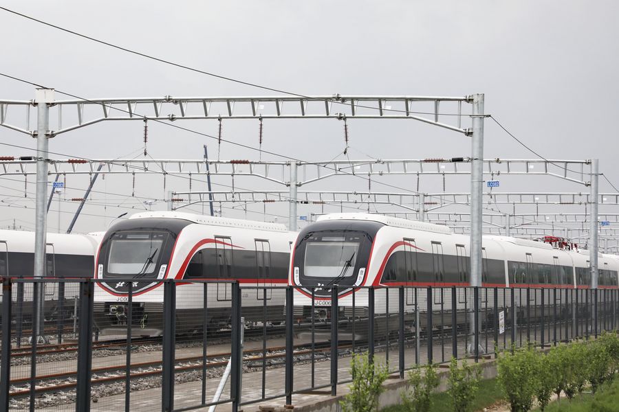 بكين تستئنف مشاريعها لانشاء مترو الانفاق والسكك الحديدية بأقصى سرعة
