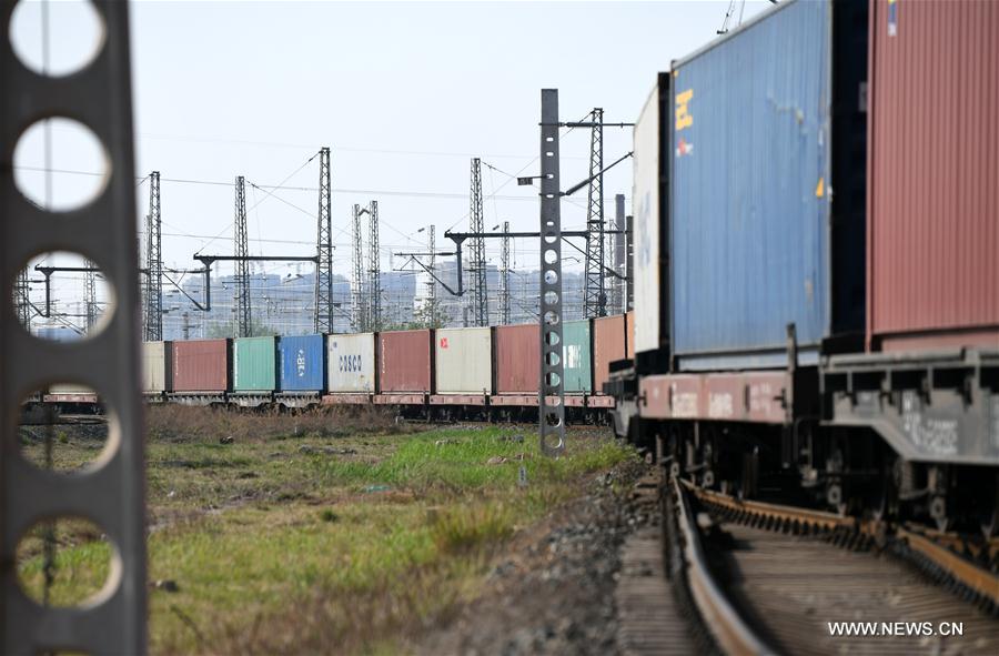 إطلاق خط قطار شحن جديد بين الصين وأوروبا من شمال غربي الصين