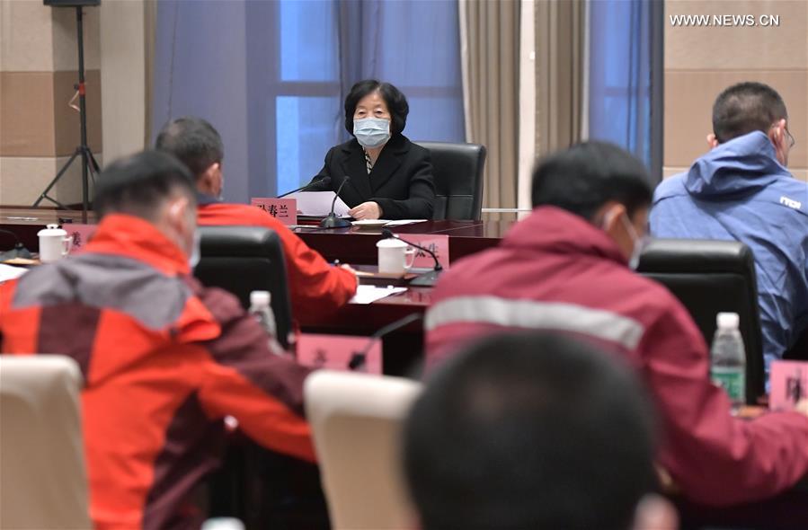 نائبة رئيس مجلس الدولة الصيني تشدد على علاج ورعاية كل مرضى كورونا في ووهان