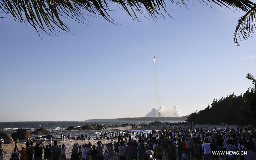 تقرير: أول عملية إطلاق صينية ناجحة لأقوى صاروخ حامل نحو المدار القريب