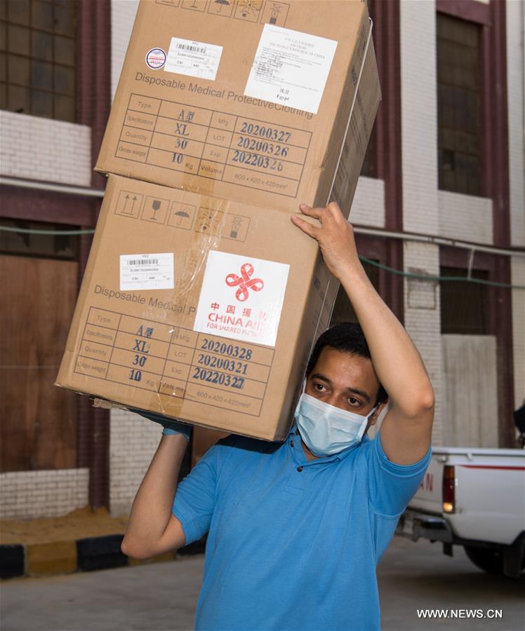 تقرير إخباري: الصين تسلم مصر الدفعة الثانية من المستلزمات الطبية والوقائية لمواجهة مرض فيروس كورونا