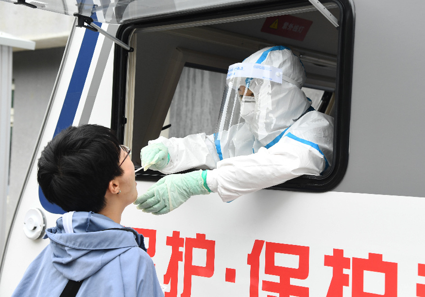 بكين تطلق فحوصات الكشف عن فيروس كورونا الجديد في صالونات الحلاقة والتجميل على مستوى المدينة