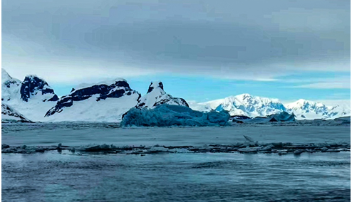 فريق البعثة العلمية الصينية يقضي الشتاء في القطب الجنوبي