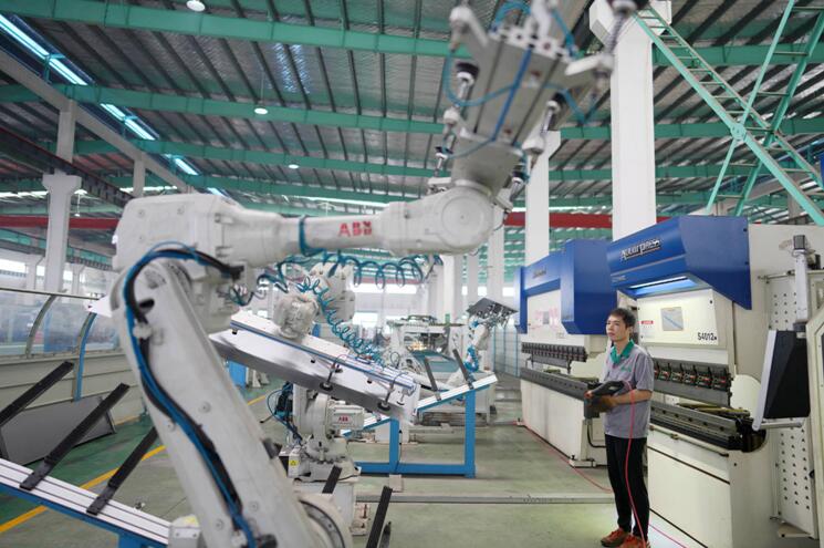 الذكاء الاصطناعي يغيّر وجه العملية الصناعية التقليدية في الصين