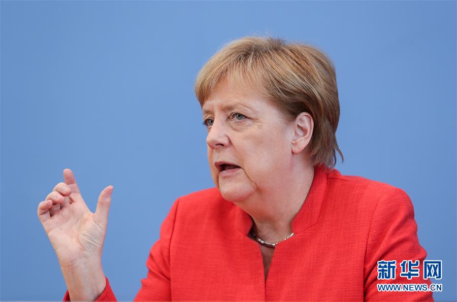 ميركل: ألمانيا مستعدة للتوصل إلى حل وسط بشأن صندوق التعافي الأوروبي