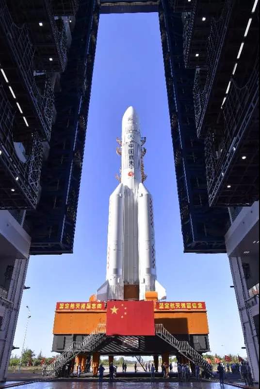 الصين تستعد لإطلاق صاروخ لونغ مارش-5 لمهمة استكشاف المريخ