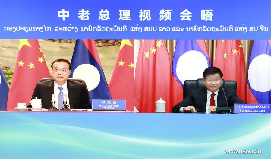 رئيس مجلس الدولة الصيني يجري محادثات مع رئيس وزراء لاوس