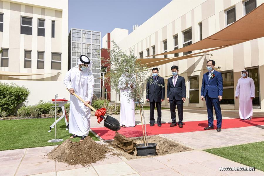 افتتاح أول مدرسة رسمية صينية خارج البلاد في دبي