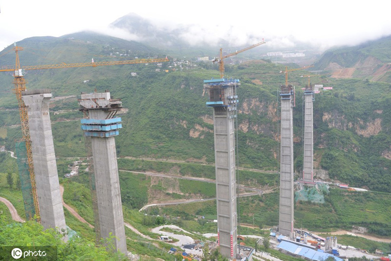 196 مترا! رصيف جسر بجنوب غربي الصين يحطم الرقم القياسي العالمي