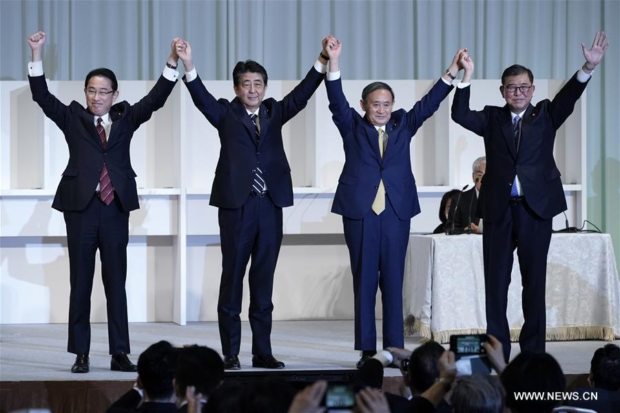 انتخاب سوغا رئيسا جديدا للحزب الليبرالي الديمقراطي الحاكم في اليابان