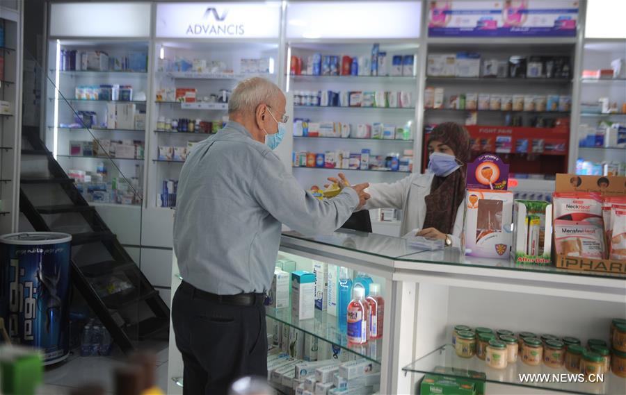 تحقيق إخباري: اللبنانيون يعانون من نقص حاد في الدواء في ظل العجز عن استمرار دعم استيراده