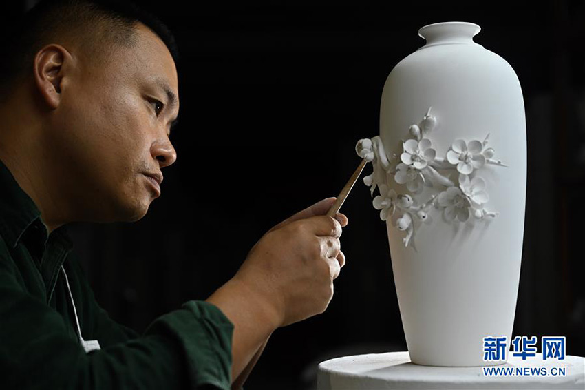 الخزف الأبيض، فن صيني قديم يتطور باستمرار