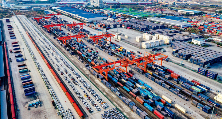 تقرير: دوافع نمو قطارات الشحن بين الصين وأوروبا في ظل تراجع الشحن العالمي