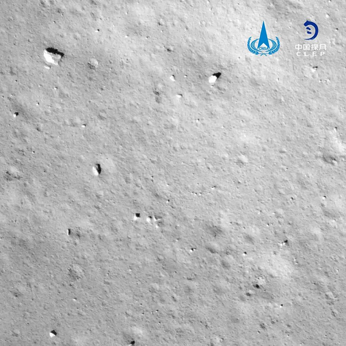 كيف تمكن مسبار تشانغ آه-5 من أن يحقق هبوطا سلسا على سطح القمر