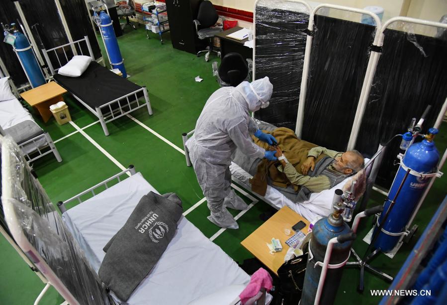 تقرير إخباري: السلطات الصحية السورية تقيم مستشفى للطوارئ للتعامل مع حالات الإصابة المتزايدة بـ 