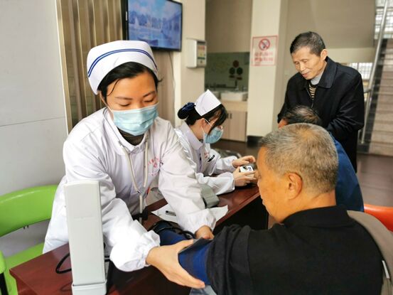 الصين تعمل على تعزيز السياسات الموجهة لجودة الخدمات في دور رعاية المسنين