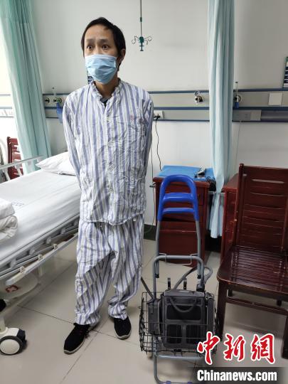  أول مريض تلقى زراعة قلب اصطناعي تجاري يغادر المستشفى في سيتشوان