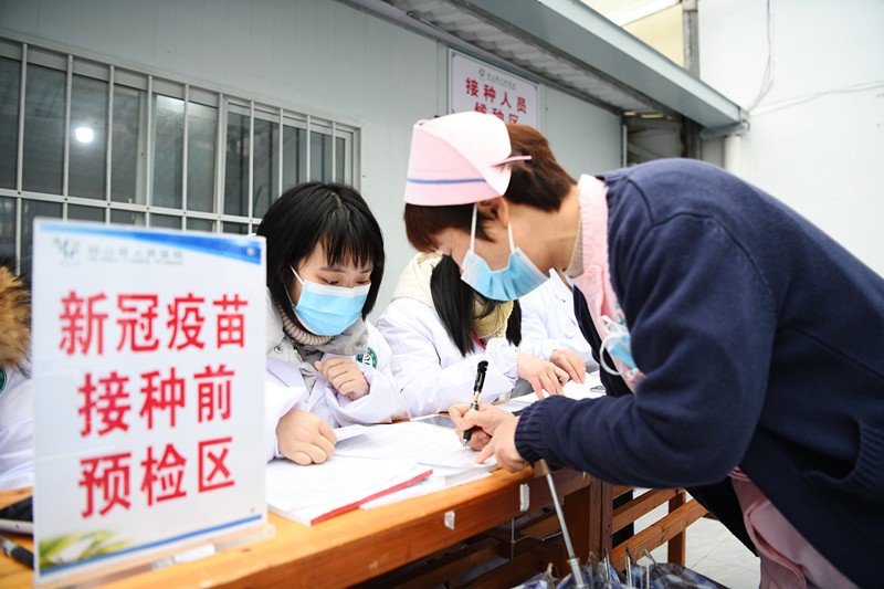 الصين تنفذ أكثر من 9 ملايين جرعة من التطعيم ضد فيروس كورونا الجديد