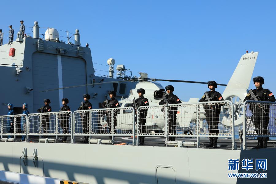 الصين ترسل أسطولا بحريا في مهمة مرافقة