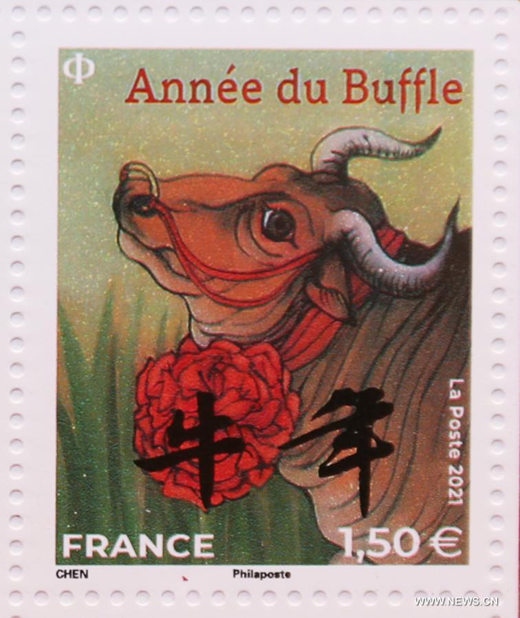 مكتب البريد الفرنسي يصدر طابعين للاحتفال بعام 