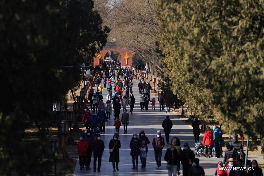 ازدهار السياحة في بكين خلال عطلة عيد الربيع