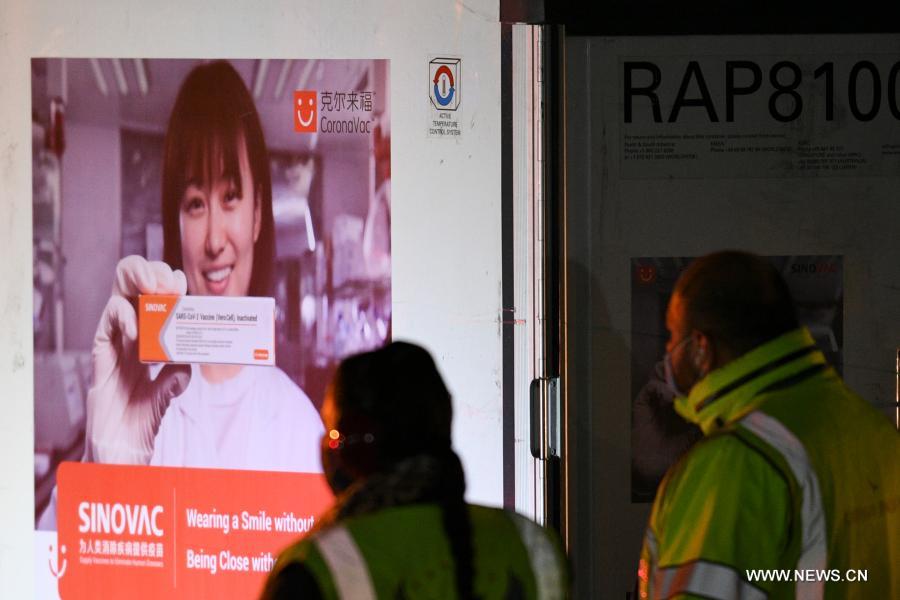 وصول الدفعة الثانية من لقاح 