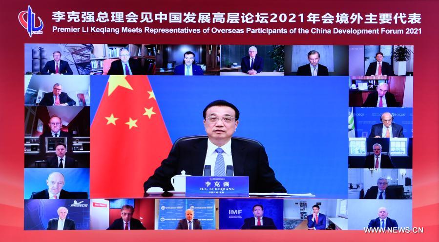 رئيس مجلس الدولة الصيني: الصين تواصل توسيع الانفتاح
