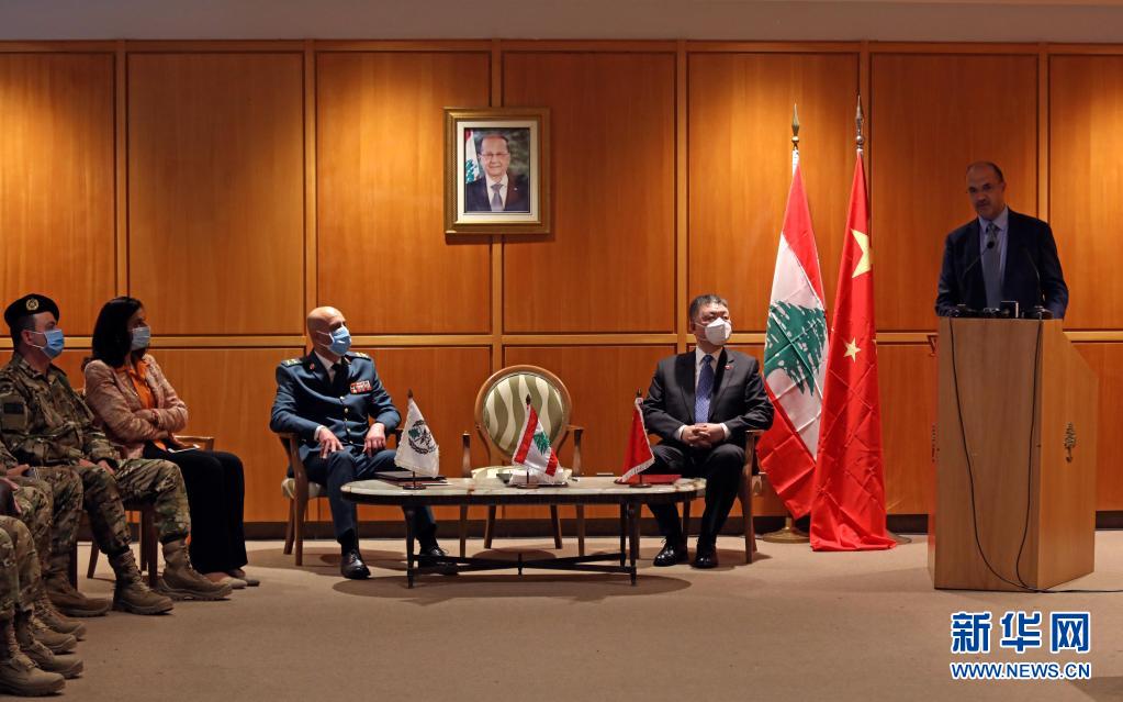 الصين تهدي لبنان لقاح 