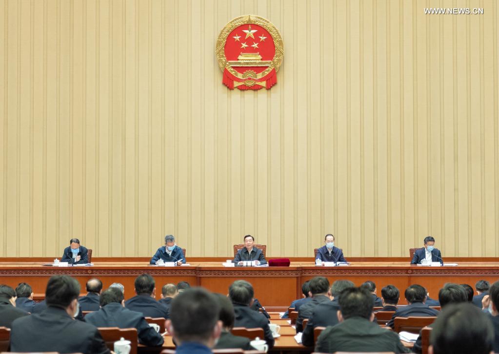 المشرعون الصينيون يقدمون 8993 مقترحا إلى الجلسة التشريعية