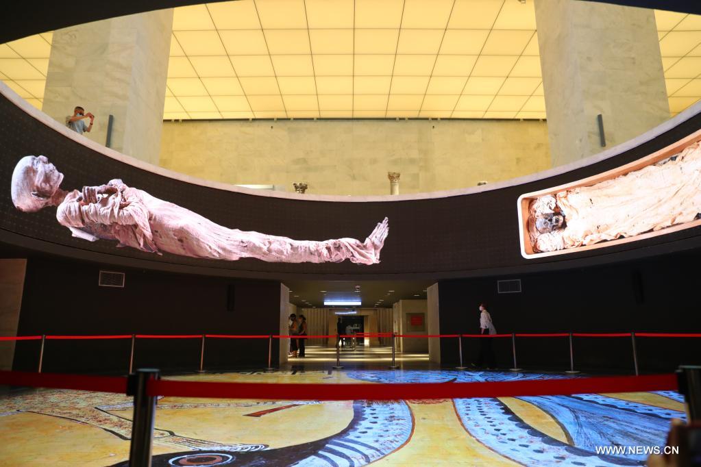 تقرير إخباري: مصر تفتح أبواب قاعة المومياوات الملكية بالمتحف القومي للحضارة أمام الزوار