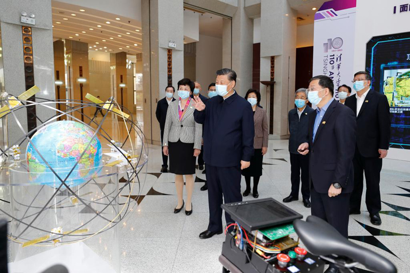 خلال زيارة لجامعة تسينغهوا... شي يشدد على بناء جامعات عالمية لخدمة الأمة