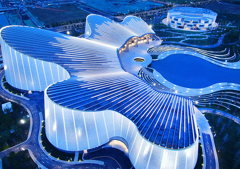 التشغيل التجريبي لمسرح نانتونغ بشكل بيانو في  جيانغسو   