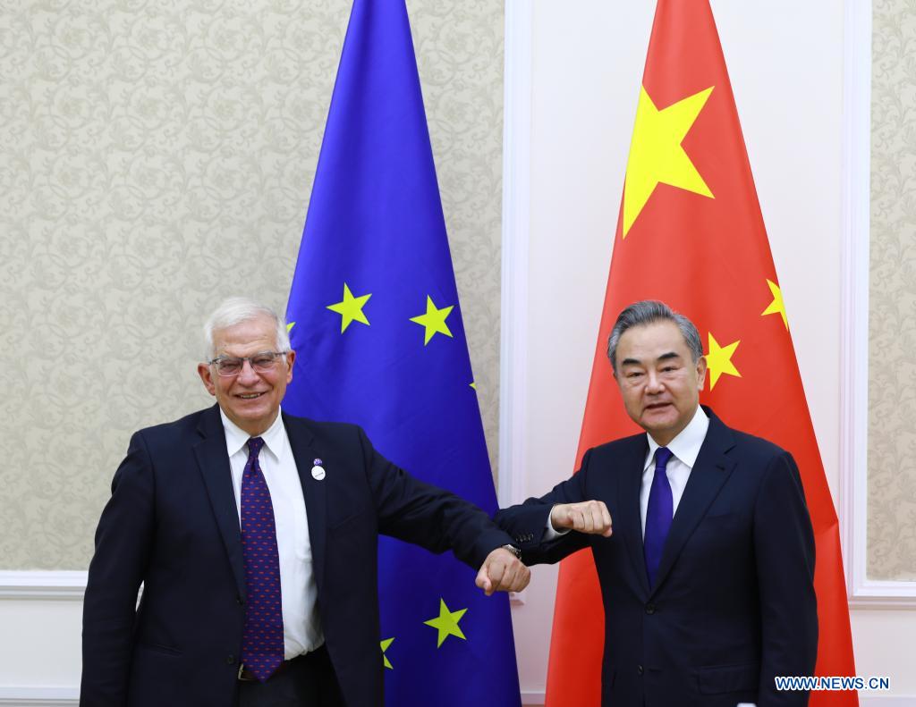 وزير الخارجية الصيني: لا تضارب في المصالح الأساسية بين الصين والاتحاد الأوروبي