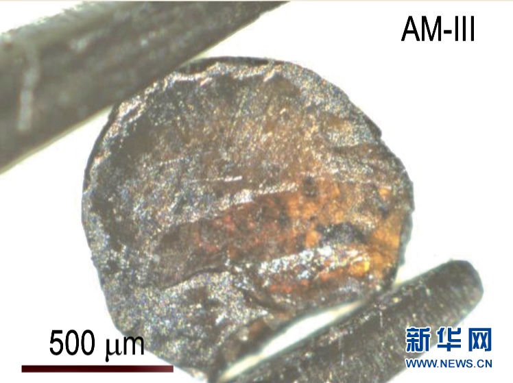 باحثون صينيون يطورون مادة جديدة في حالة زجاجية قادرة على خدش الماس