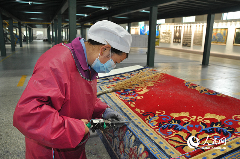 السجاد التبتي بمقاطعة تشينغهاي يتجه نحو الأسواق العالمية