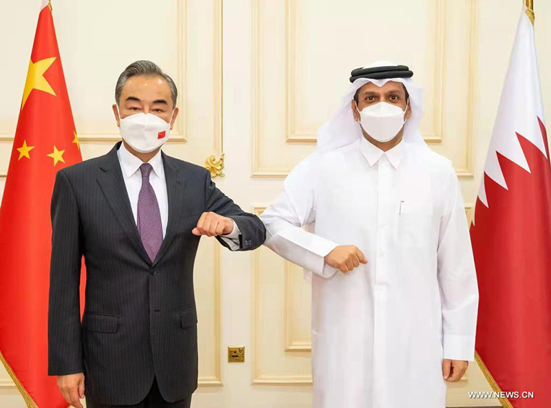 وزيرا خارجية الصين وقطر يبحثان العلاقات الثنائية والوضع في أفغانستان