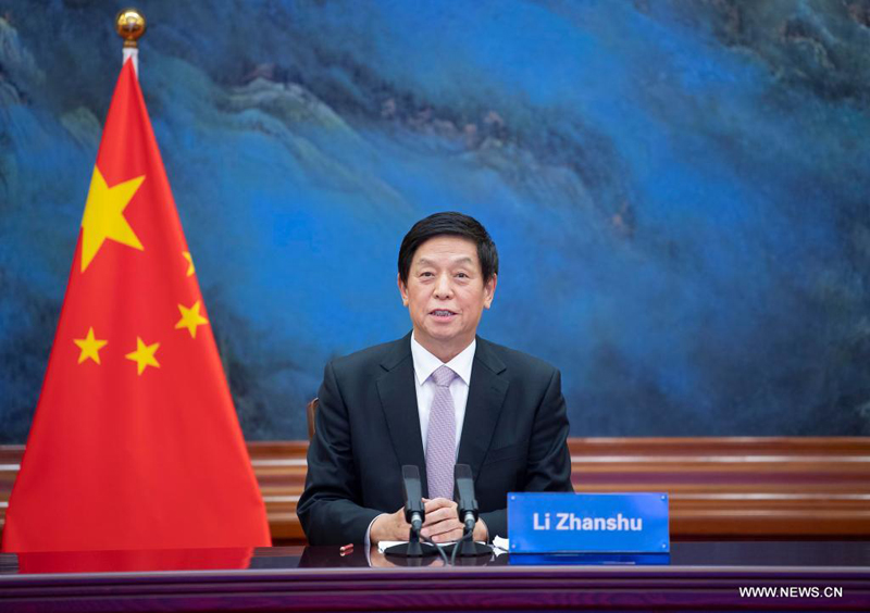 كبير المشرعين الصينيين يحث على تعزيز التبادلات مع البرلمان المولدوفي