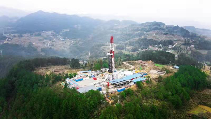 حقل فولينغ الصيني يسجل رقما قياسيا بإنتاجه أكثر من 7.1 مليار متر مكعب من الغاز الصخري خلال عام 2021