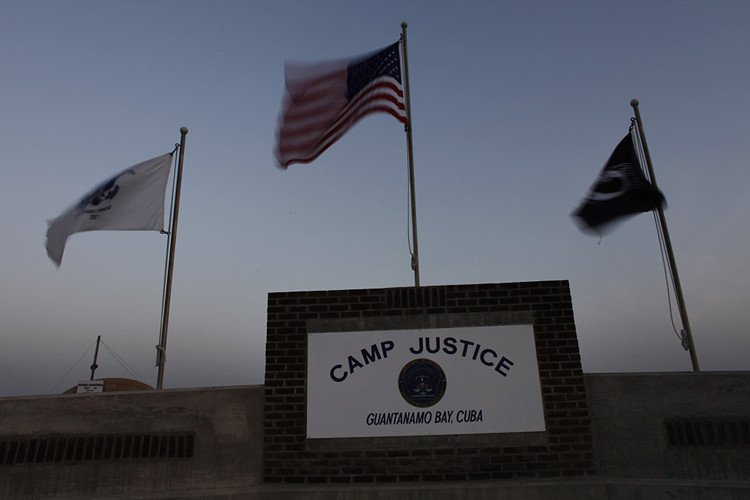 تقرير: 20 عاما على افتتاح معتقل غوانتاناموا، وجرائمه لا تزال وصمة على جبين أمريكا