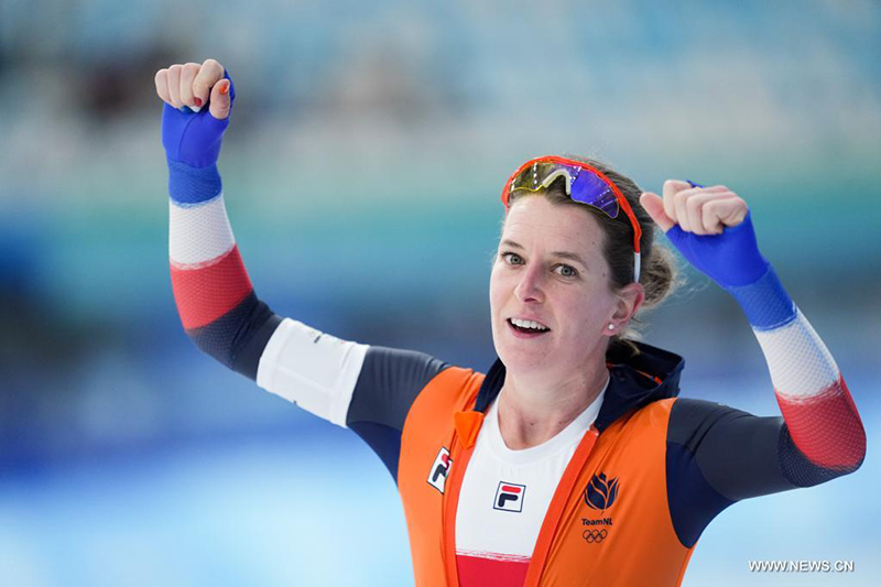 الهولندية فوست تفوز بذهبية التزلج السريع 1500 متر سيدات وتسجل رقما أولمبيا قياسيا في أولمبياد بكين 2022