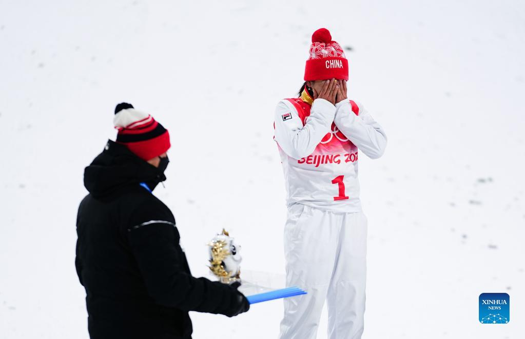 فوز الصينية شيوي بذهبية مسابقة التزلج الهوائي الحر سيدات في أولمبياد بكين