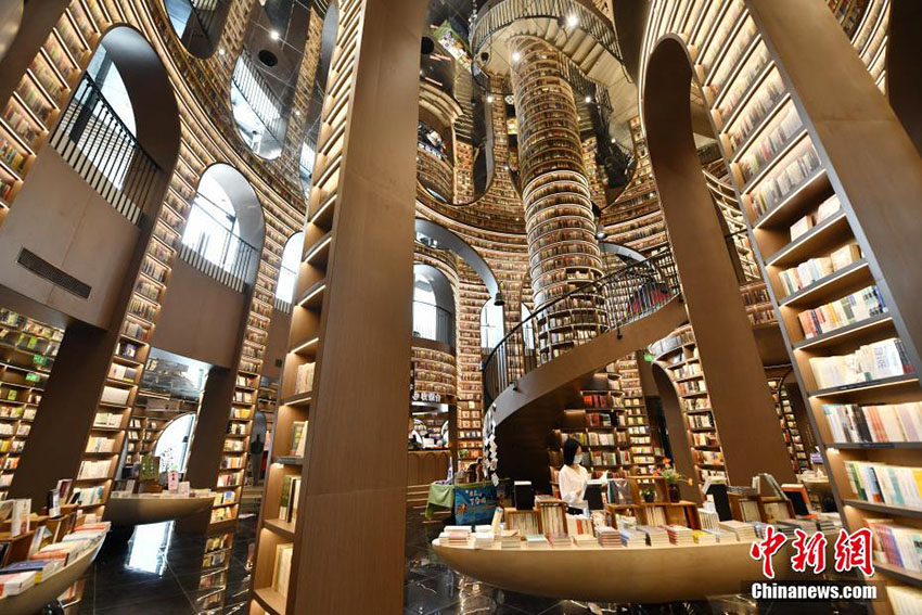 مكتبة تشونغ شوقه في سيتشوان تفوز بجائزة معمارية مرموقة